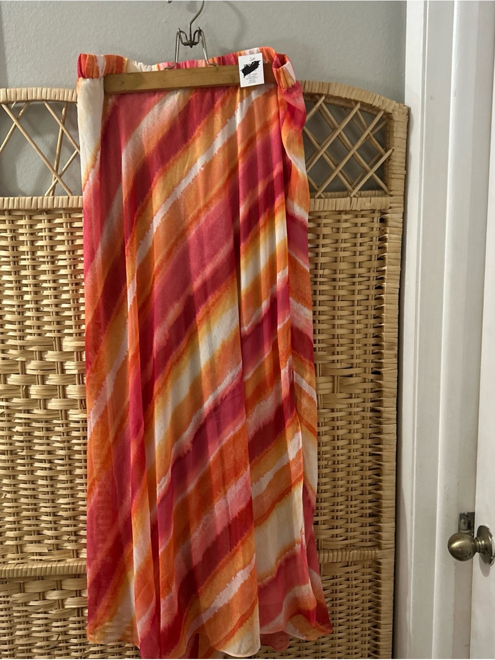 NWT Chicos Ladies Vibrant Sunset Ombré Maxi Skirt Size Chico Size 1 (8-10 )